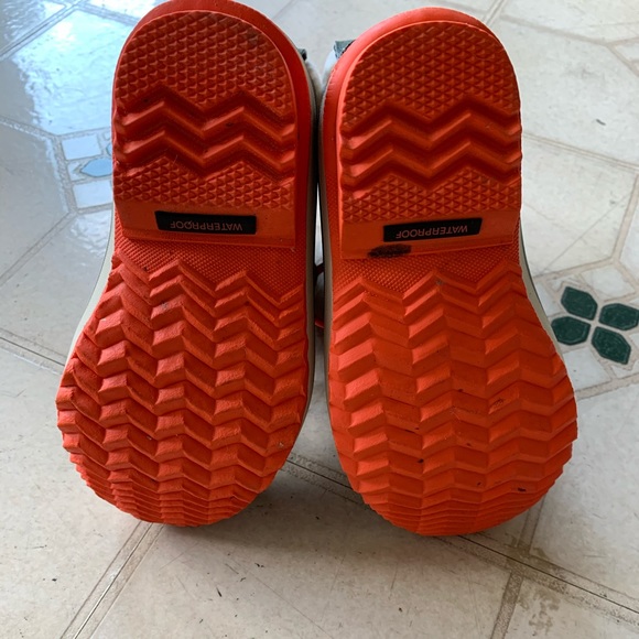 Sorel Yoot Snowboots for Kids: size 10 - Picture 5 of 5